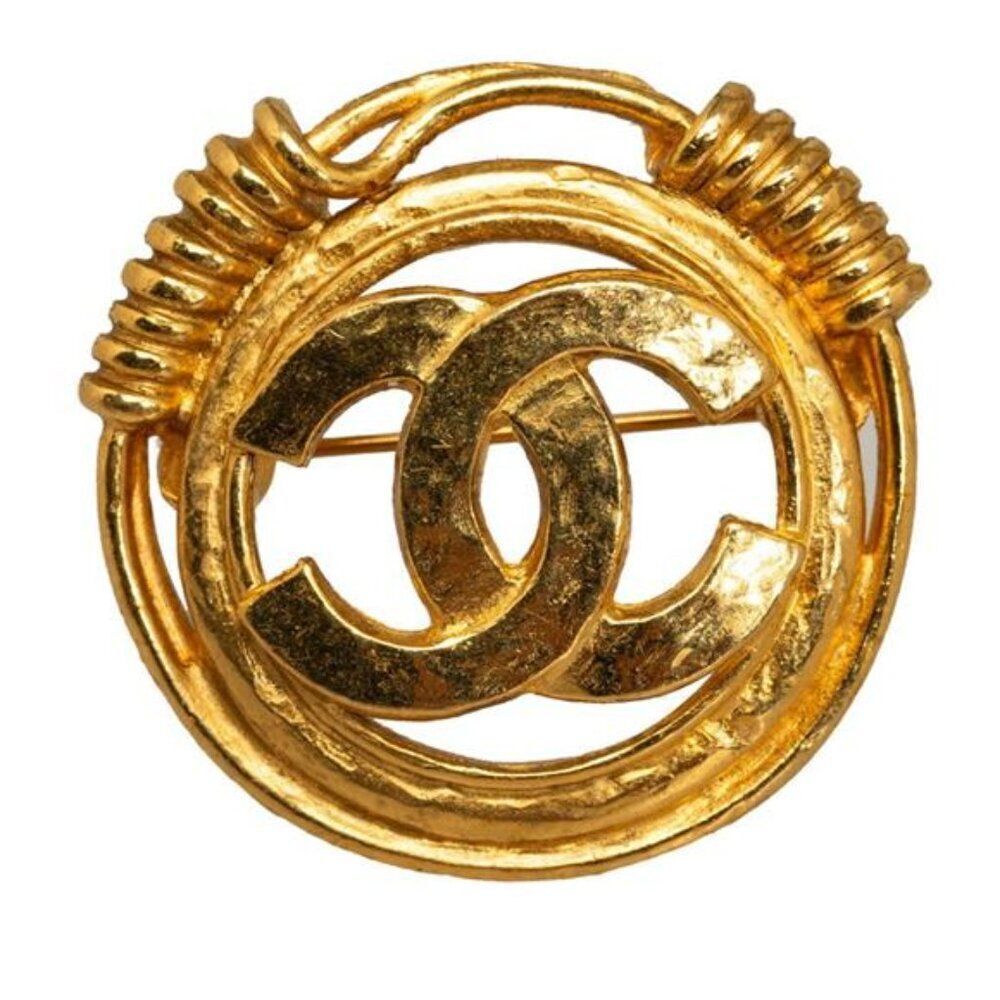 Chanel Vintage Round Coco Mark Brooch